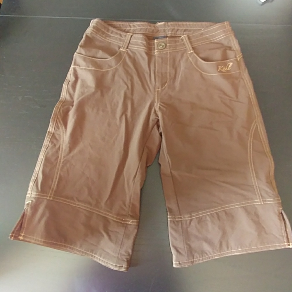Like new Capri Board Shorts